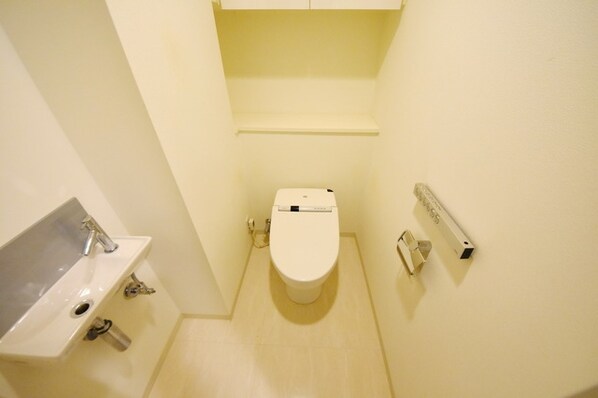 レフィール日本橋本町の物件内観写真